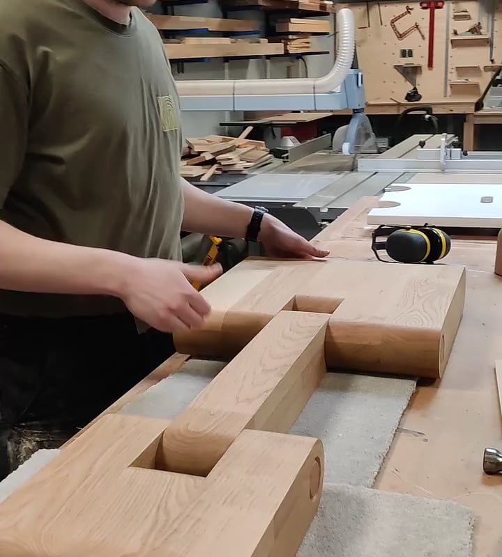 The smoothness of this side table assembly