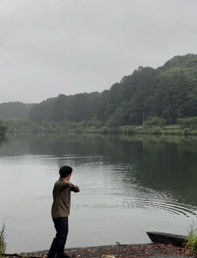 The way this stone skims across the water