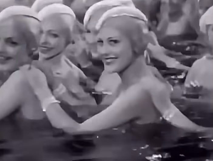 This 1933 movie scene is still one of the most mesmerizing performances ever filmed