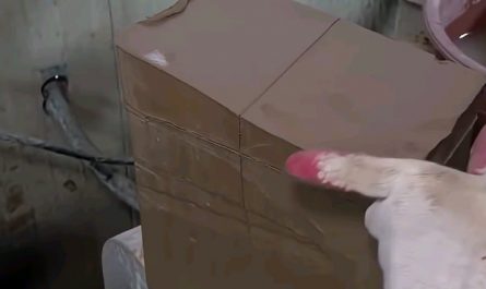 This Artisan has been making jars for over 50 years.