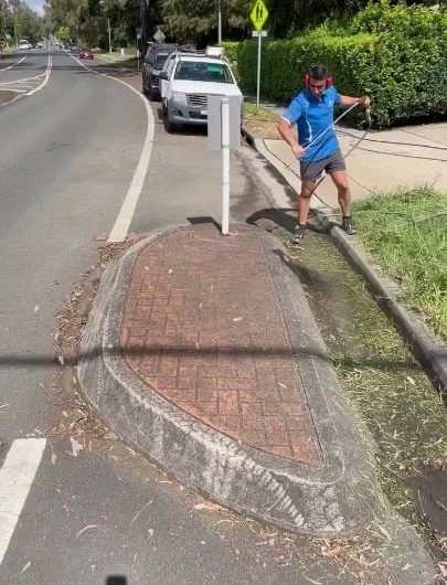 This has got to be one of the most satisfying jobs available!