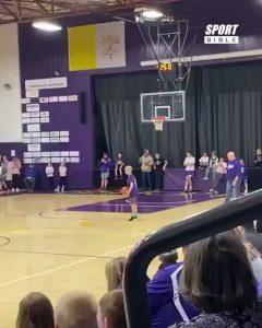 This kid had 25 seconds to hit 4 shots for $10K and he delivered