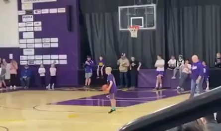 This kid had 25 seconds to hit 4 shots for $10K and he delivered