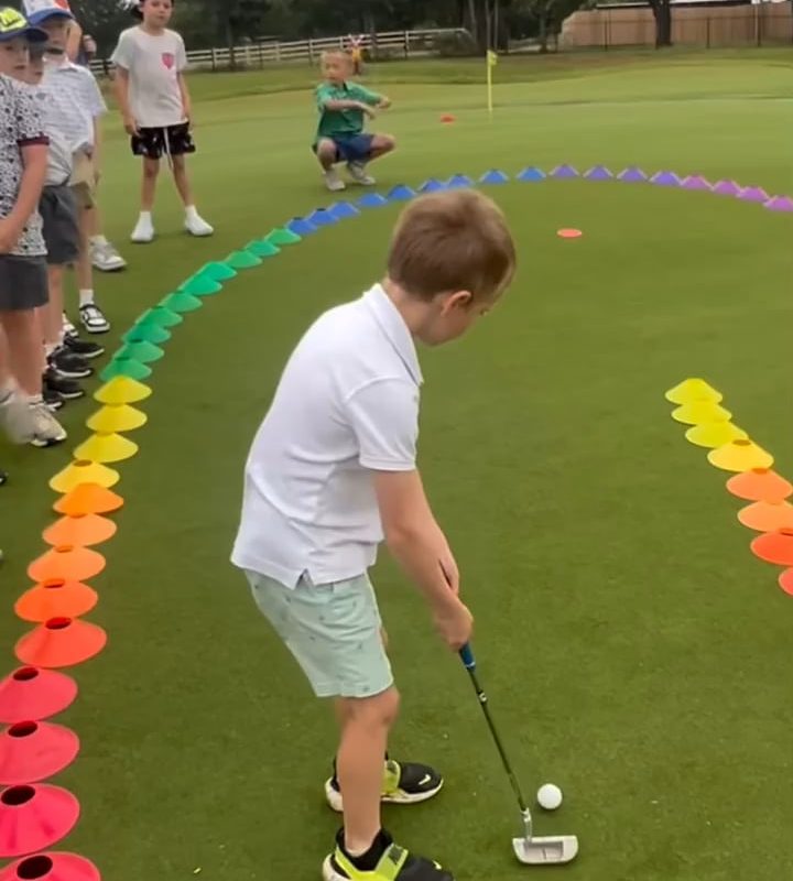 This kid made an unbelievable putt