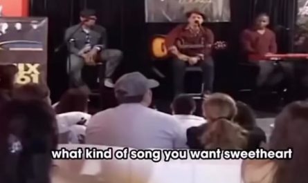 This little girl thought Bruno Mars was Justin Bieber but instead of leaving her disappointed, he played his song
