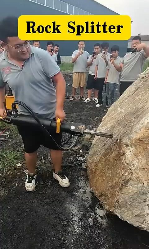 This rock splitter