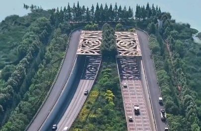 Tunnel under a lake, Haicao Tunnel, Kunming, China