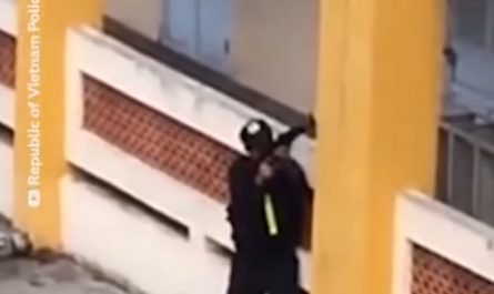 Unusual way to Enter a Building used by Vietnamese Police