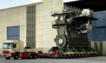 Wärtsilä RT-flex96C world's largest IC Engine