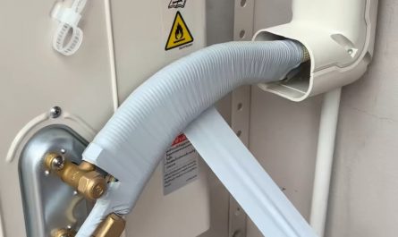 Wrapping up tape around air conditioner pipes