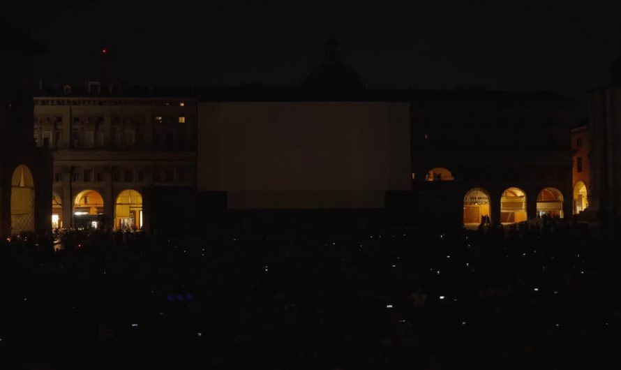 Yesterday, for Mel Brooks’ 100th birthday, 7,000 fans gathered in the main square of Bologna, Italy to sing “Happy Birthday” (“Tanti Auguri”) to him. Mel himself replied with a video message, then the crowd watched Young Frankenstein together.