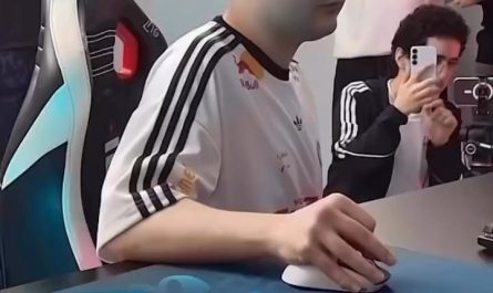 Yiğit Arslan has broken the World Record for most mouse clicks in a single minute with 760 clicks