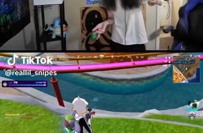 this guy plays kendama and video games at the same time and is really good lol