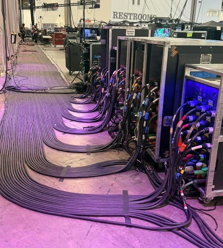 This Cable Management