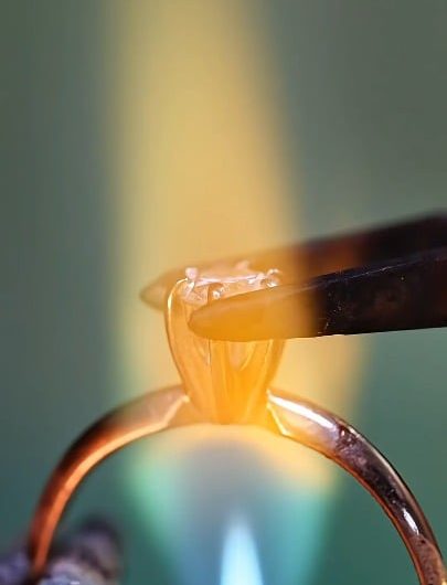 This master jeweller modifies her parents rings.